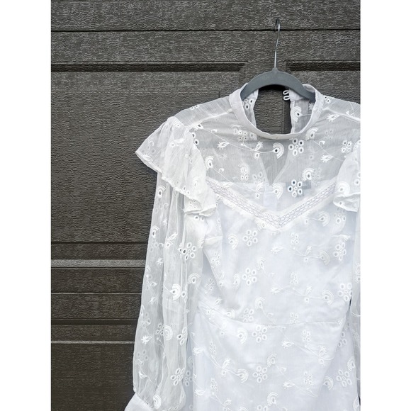 Modcloth Eyelet Lace Mini Dress in White - Picture 6 of 10